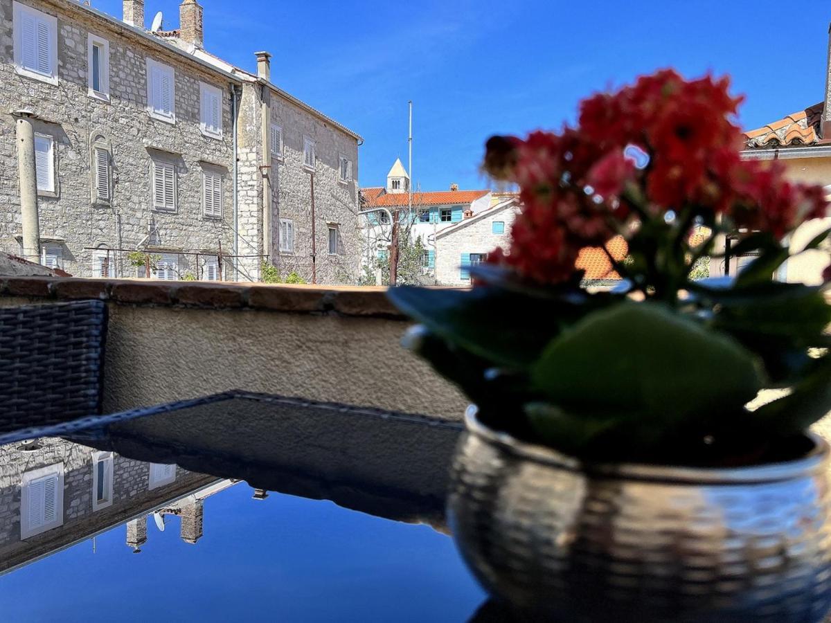 Old Town Rab Pjaceta Accommodation Раб Екстер'єр фото